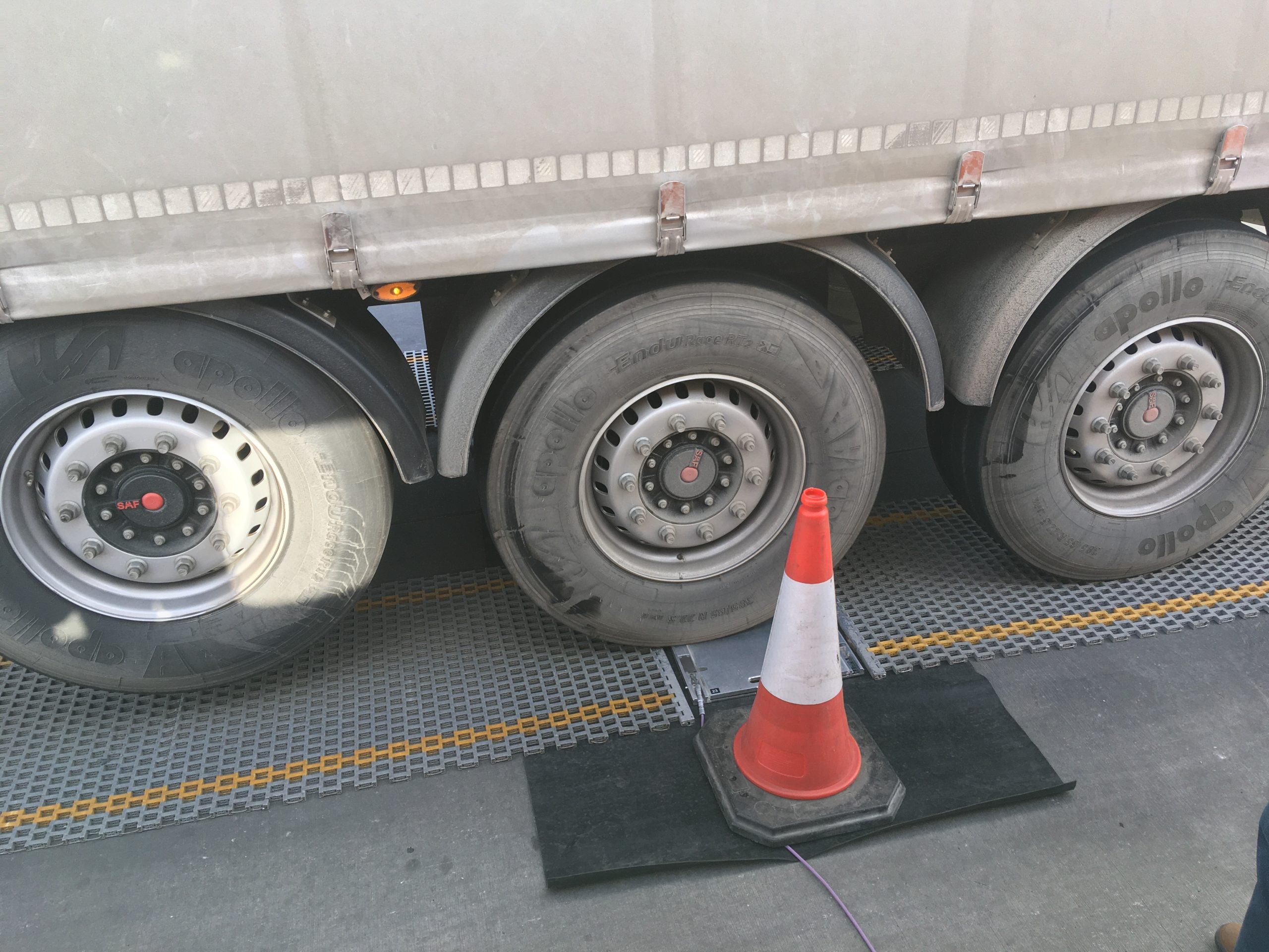 Truck axle on a static reference scale, used to validate BridgeAID's Bridge Weigh-in-Motion accuracy